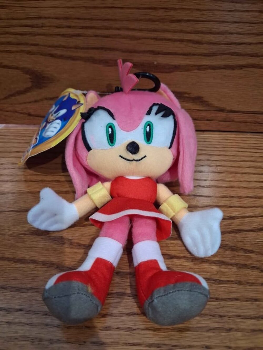Sonic The Hedgehog Amy Zippered Plush Keychain - New with Tags
